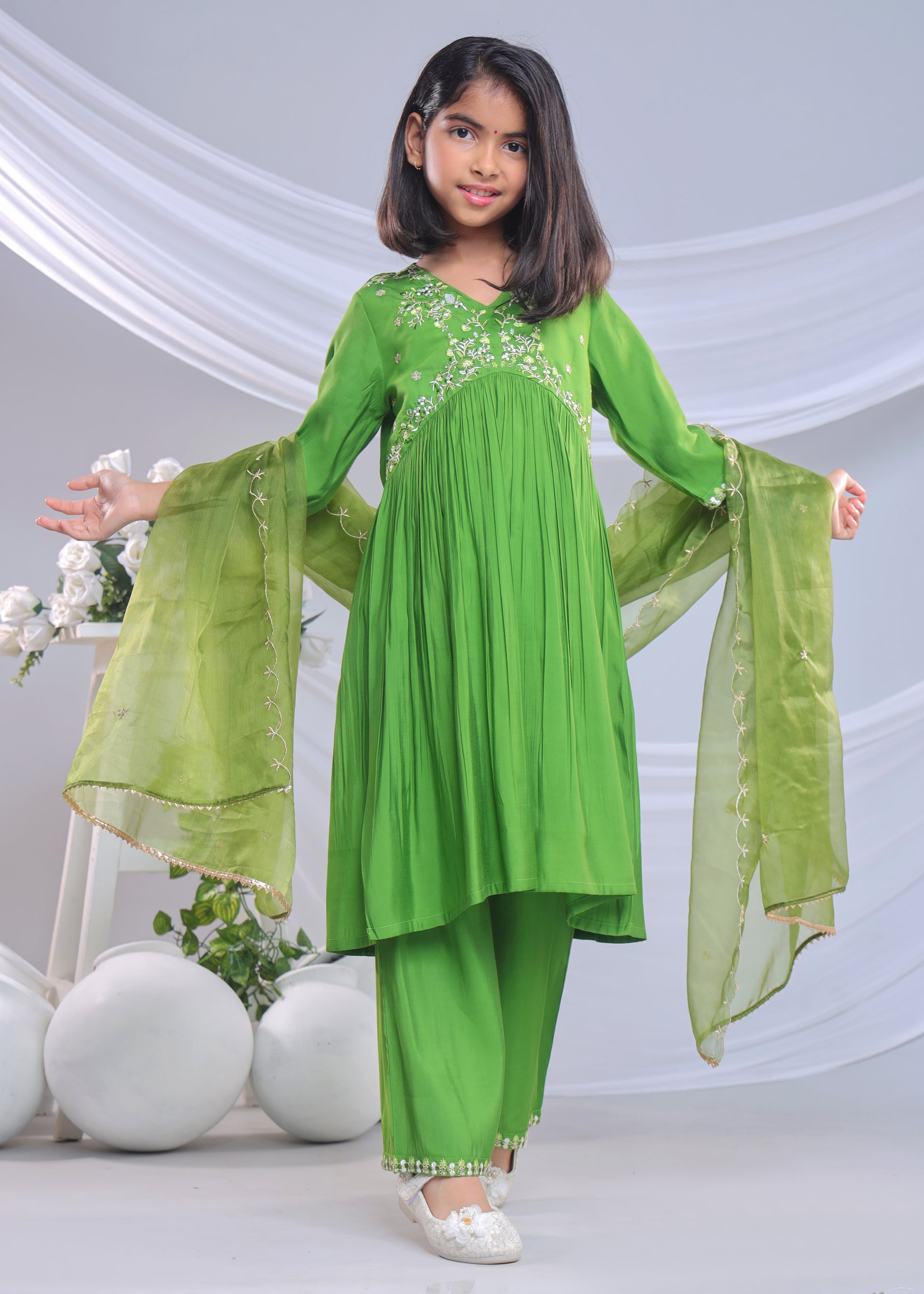 Misbis Girl's Embroidery Kurta Plazzo And Dupatta Set
