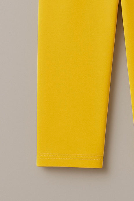 Kidaroo Pure Cotton Girls Solid Capri