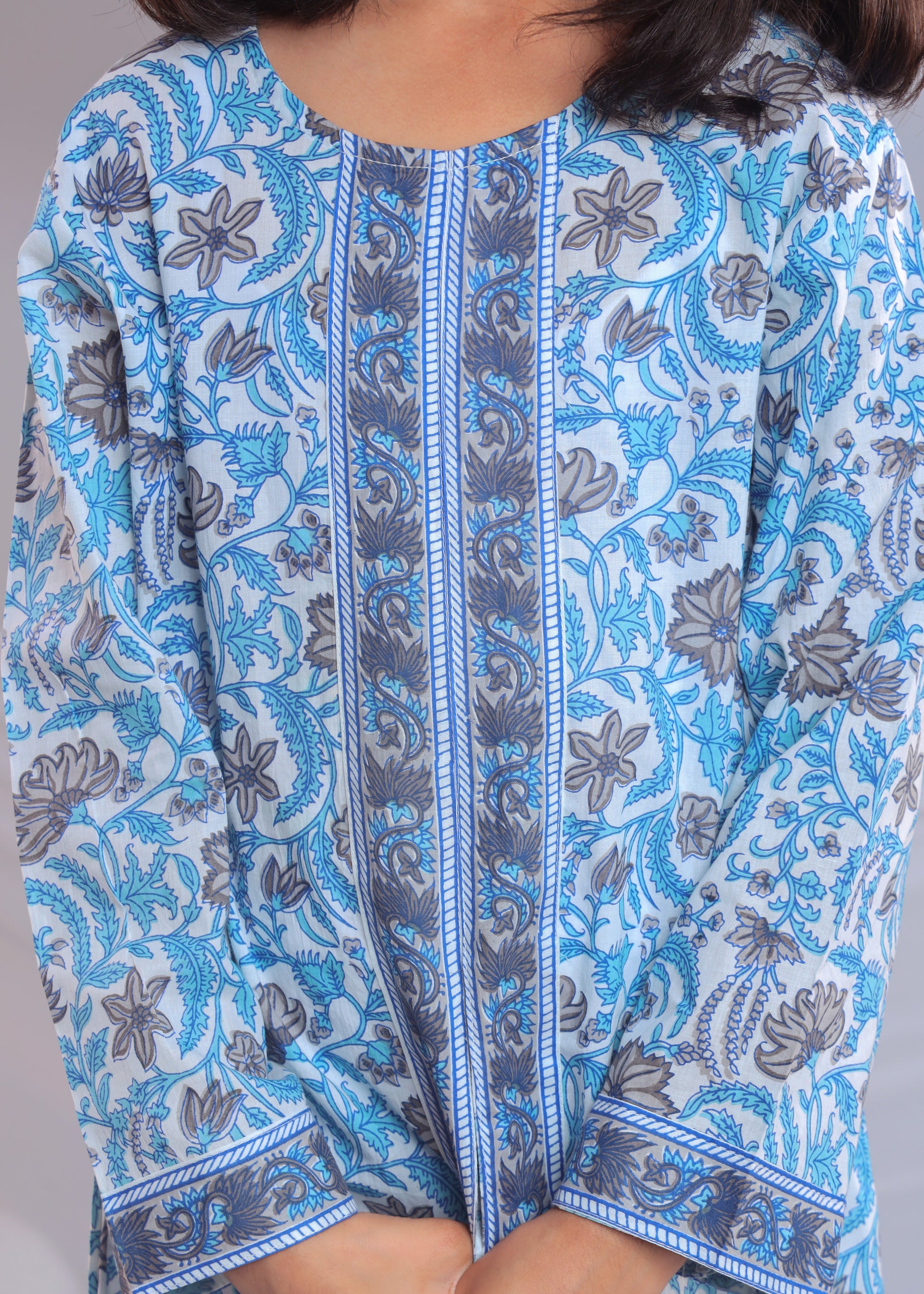 Misbis Girls Floral Printed Straight Kurta