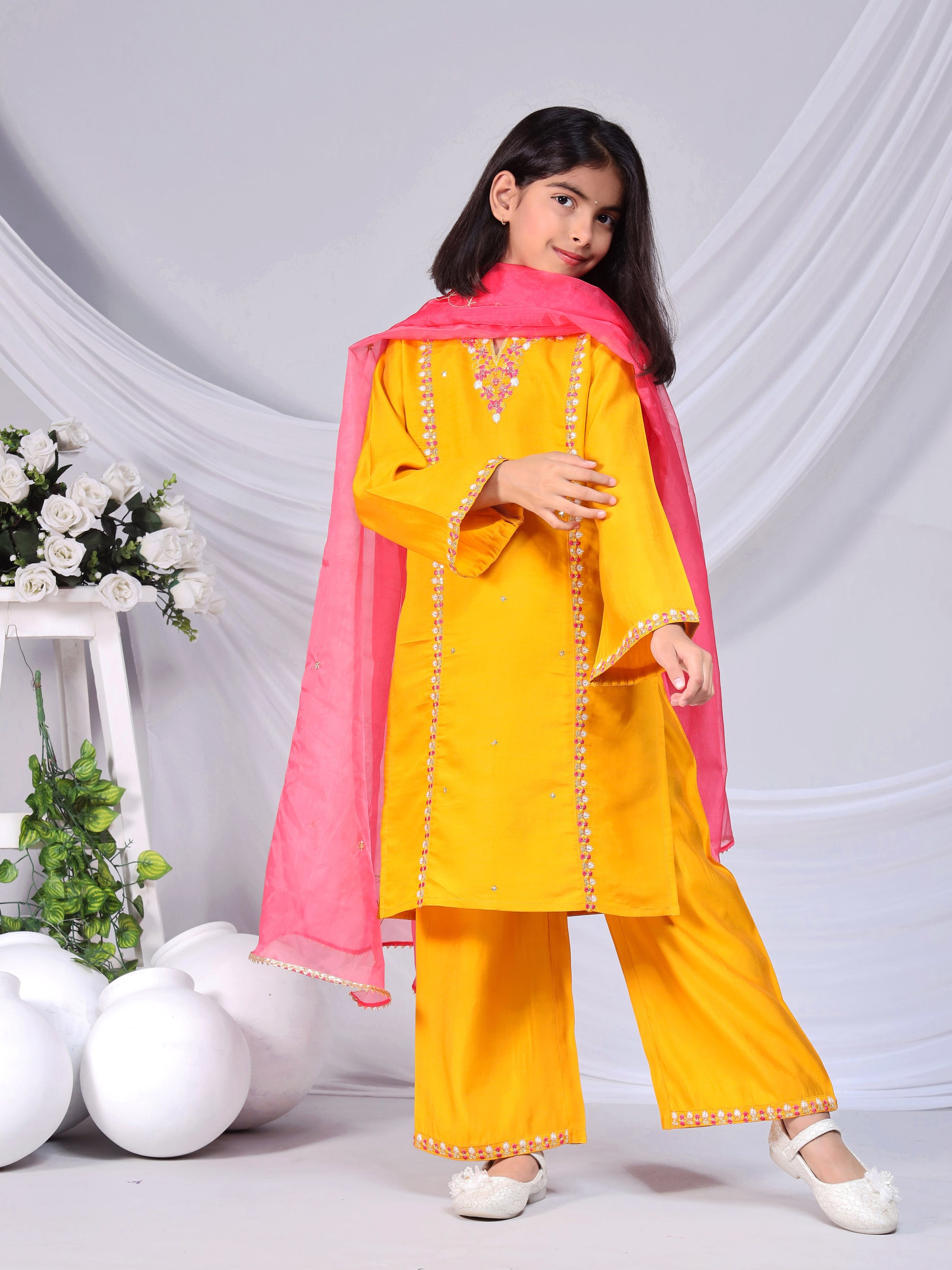 Misbis Girl's Embroidery Kurta Plazzo And Dupatta Set