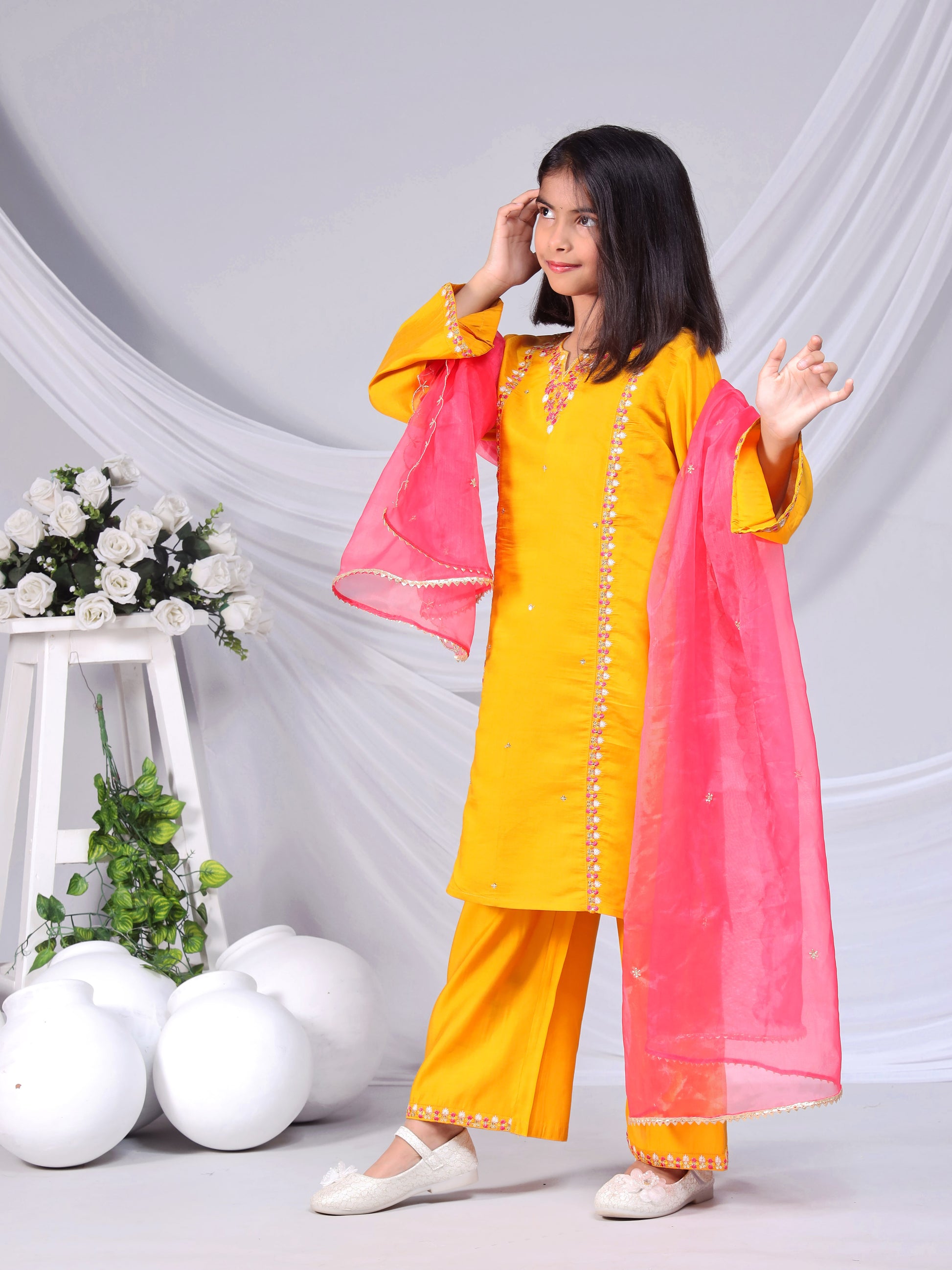 Misbis Girl's Embroidery Kurta Plazzo And Dupatta Set
