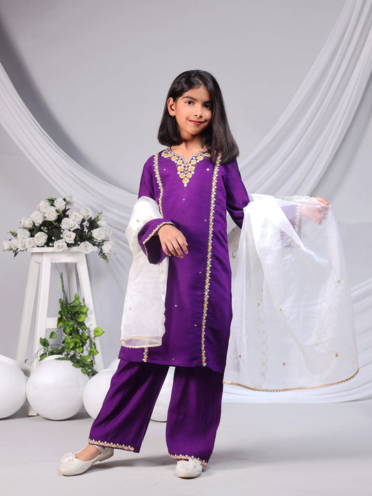 Misbis Girl's Embroidery Kurta Plazzo And Dupatta Set