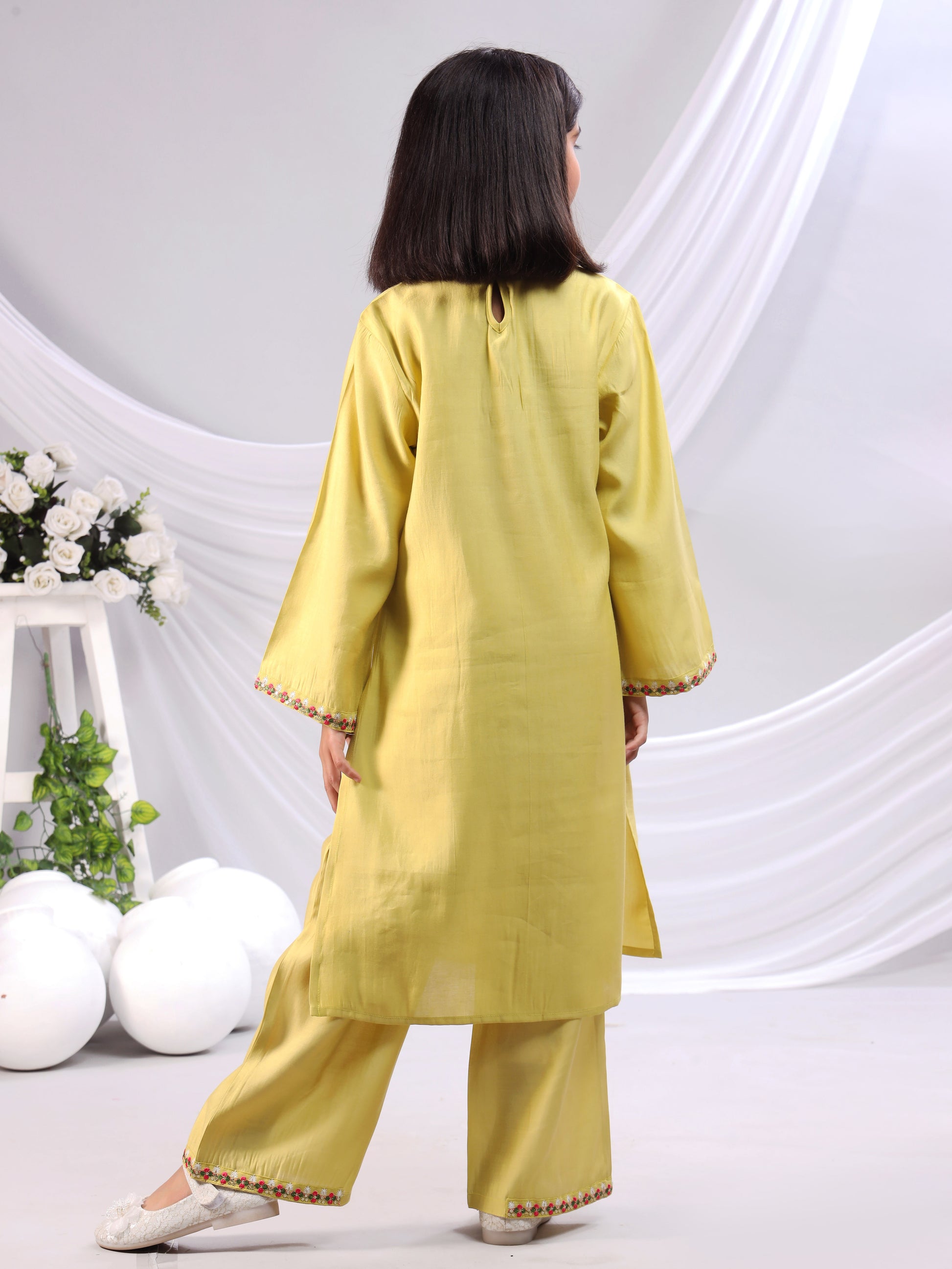 Misbis Girl's Embroidery Kurta Plazzo And Dupatta Set