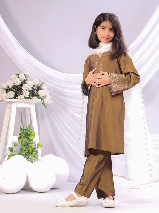 Misbis Girl's Embroidery Kurta Plazzo And Dupatta Set