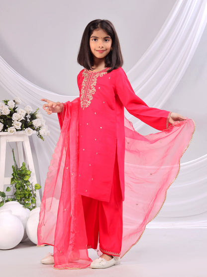 Misbis Girl's Embroidery Kurta Plazzo And Dupatta Set