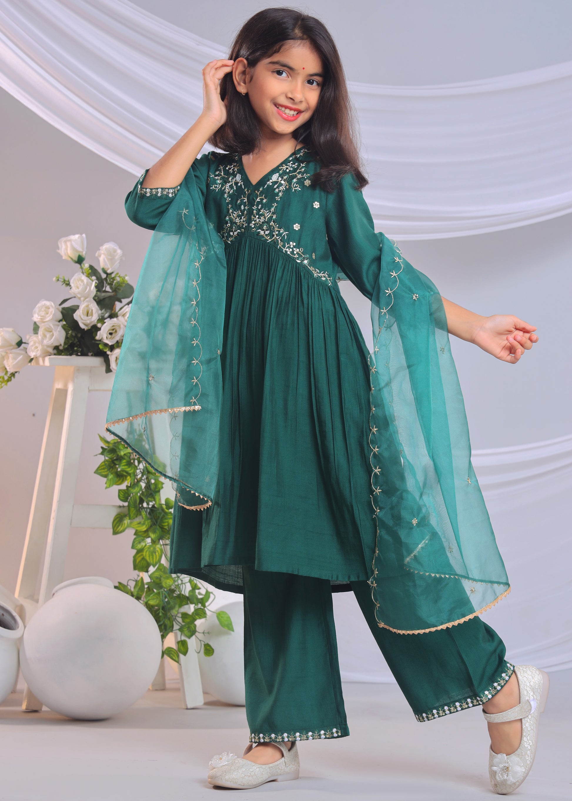Misbis Girl's Embroidery Kurta Plazzo And Dupatta Set
