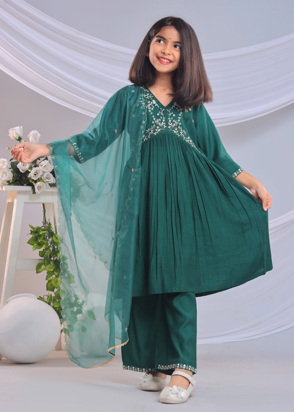 Misbis Girl's Embroidery Kurta Plazzo And Dupatta Set