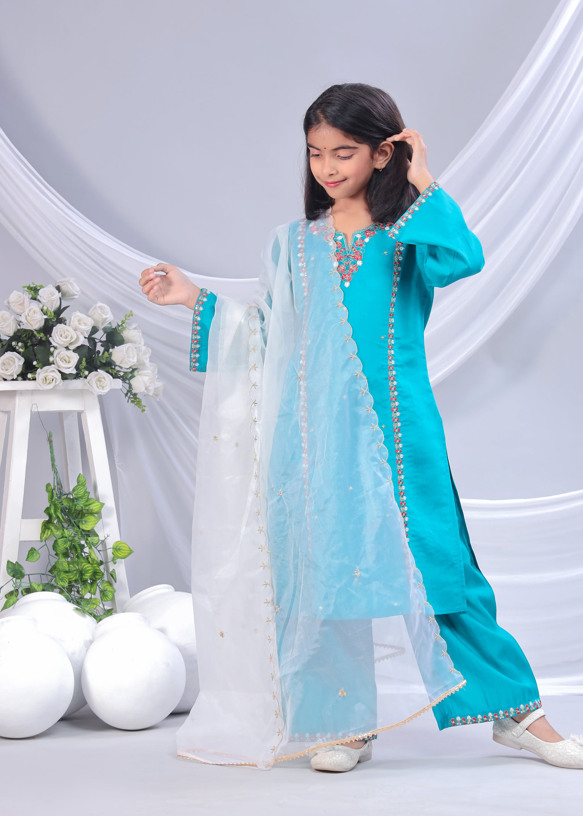 Misbis Girl's Embroidery Kurta Plazzo And Dupatta Set