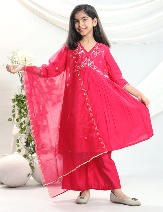 Misbis Girl's Embroidery Kurta Plazzo And Dupatta Set