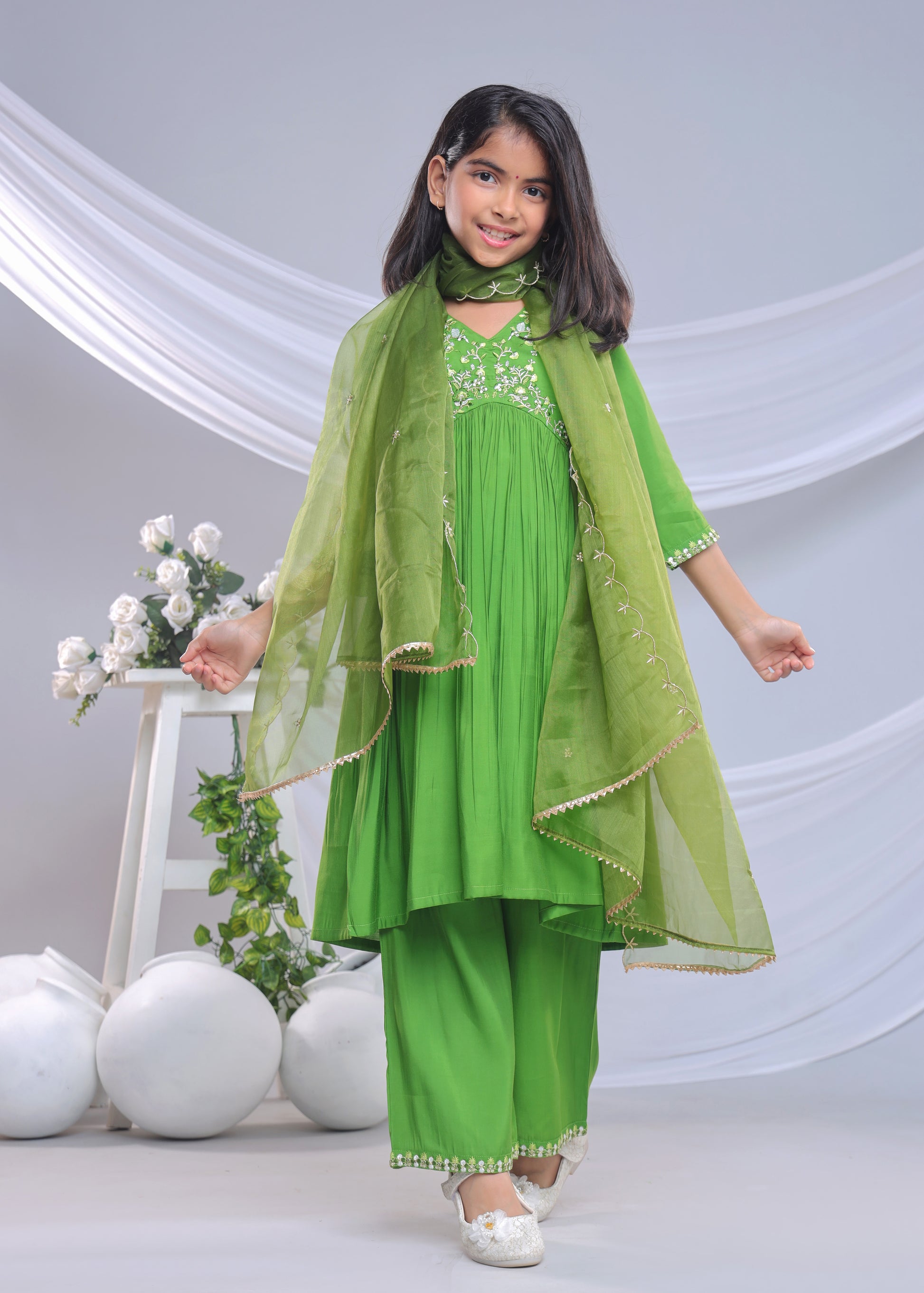 Misbis Girl's Embroidery Kurta Plazzo And Dupatta Set