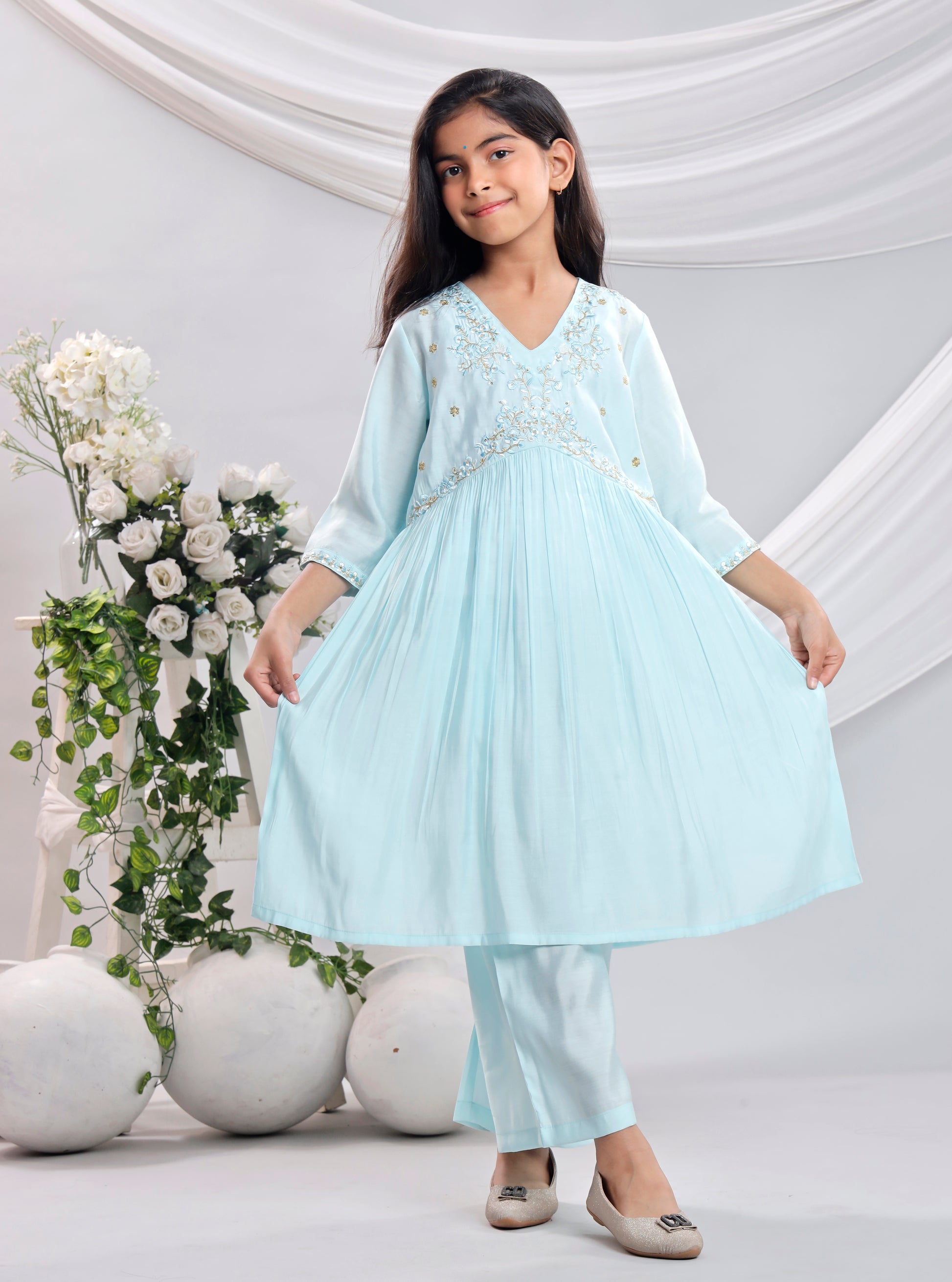Misbis Girl's Embroidery Kurta Plazzo And Dupatta Set
