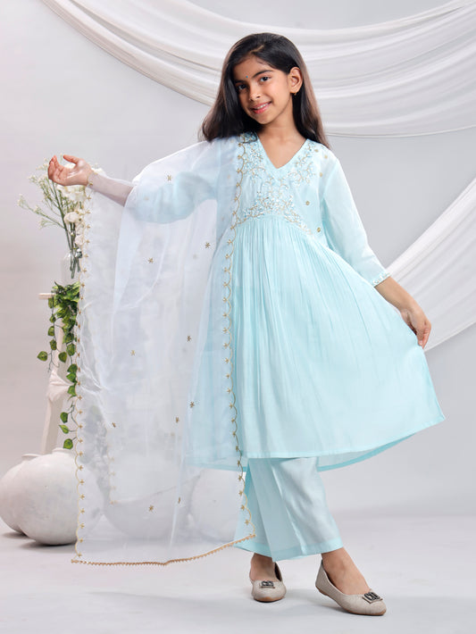Misbis Girl's Embroidery Kurta Plazzo And Dupatta Set