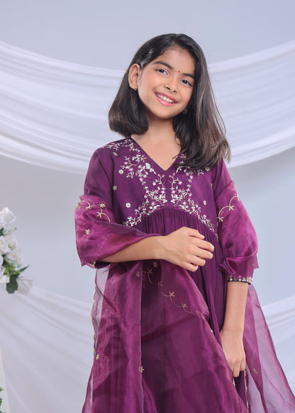 Misbis Girl's Embroidery Kurta Plazzo And Dupatta Set