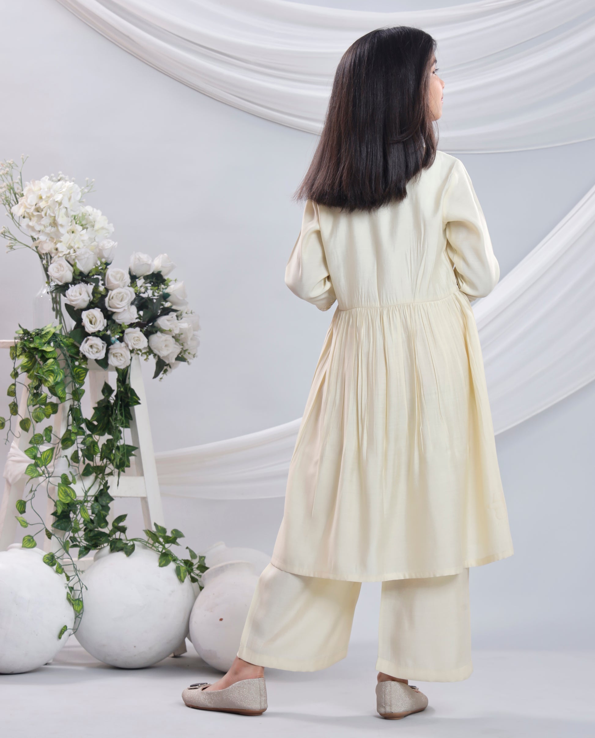 Misbis Girl's Embroidery Kurta Plazzo And Dupatta Set