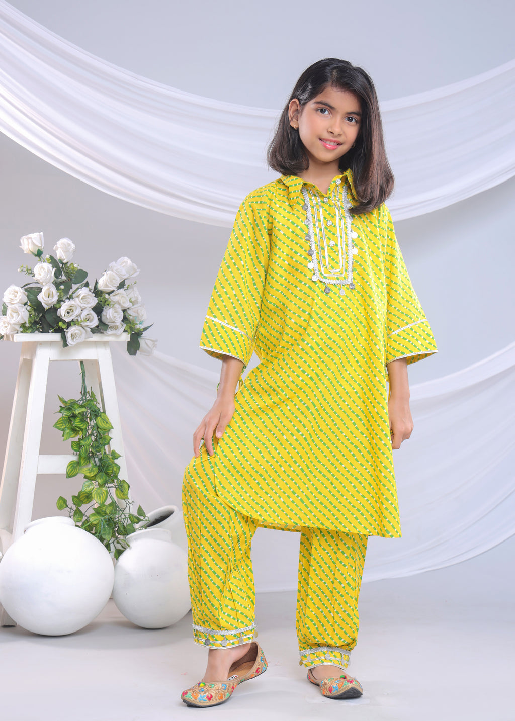 Misbis Girl's Leheriya Printed Pure Cotton Kurta With Pant