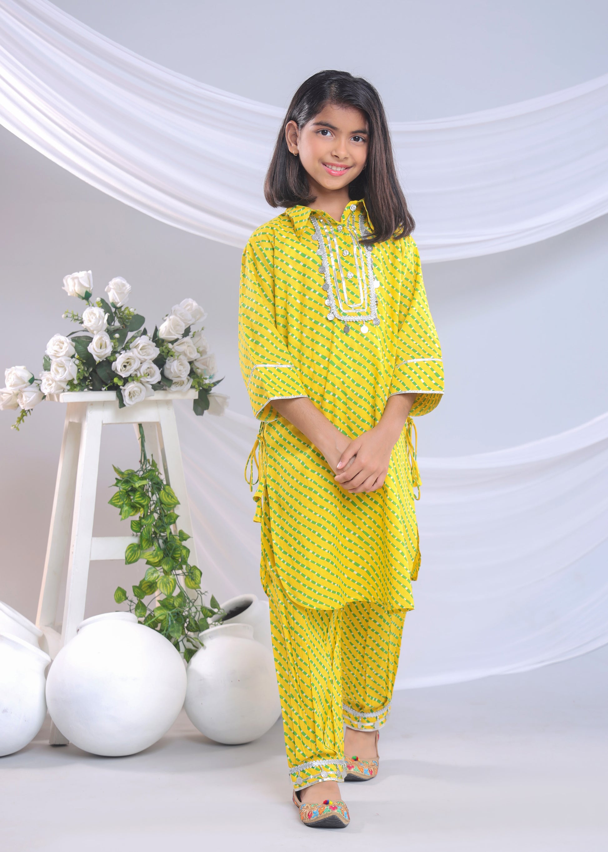 Misbis Girl's Leheriya Printed Pure Cotton Kurta With Pant