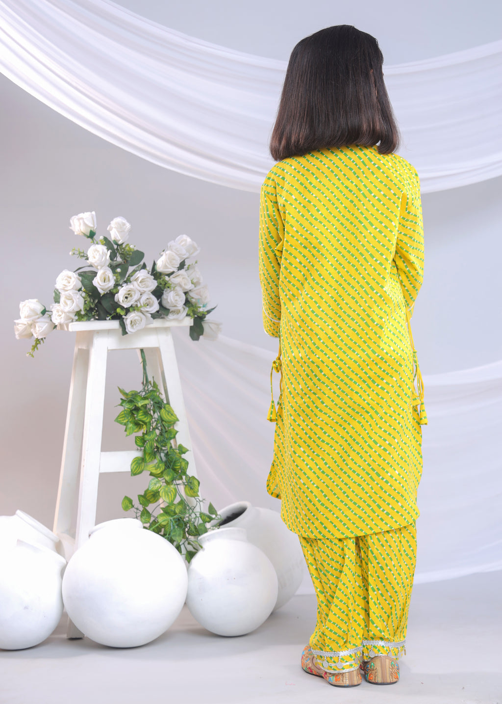 Misbis Girl's Leheriya Printed Pure Cotton Kurta With Pant