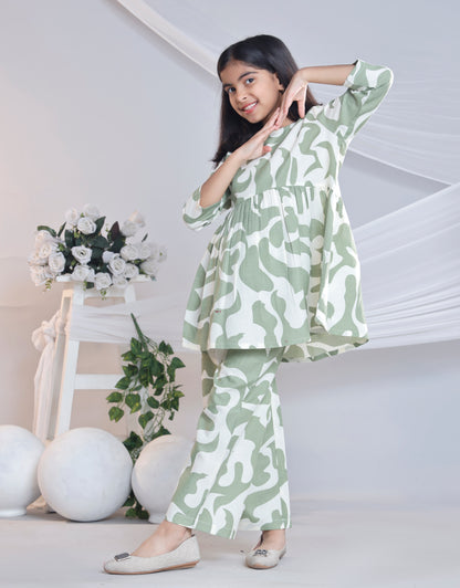 Misbis Girl's Printed Green Co-ord Set