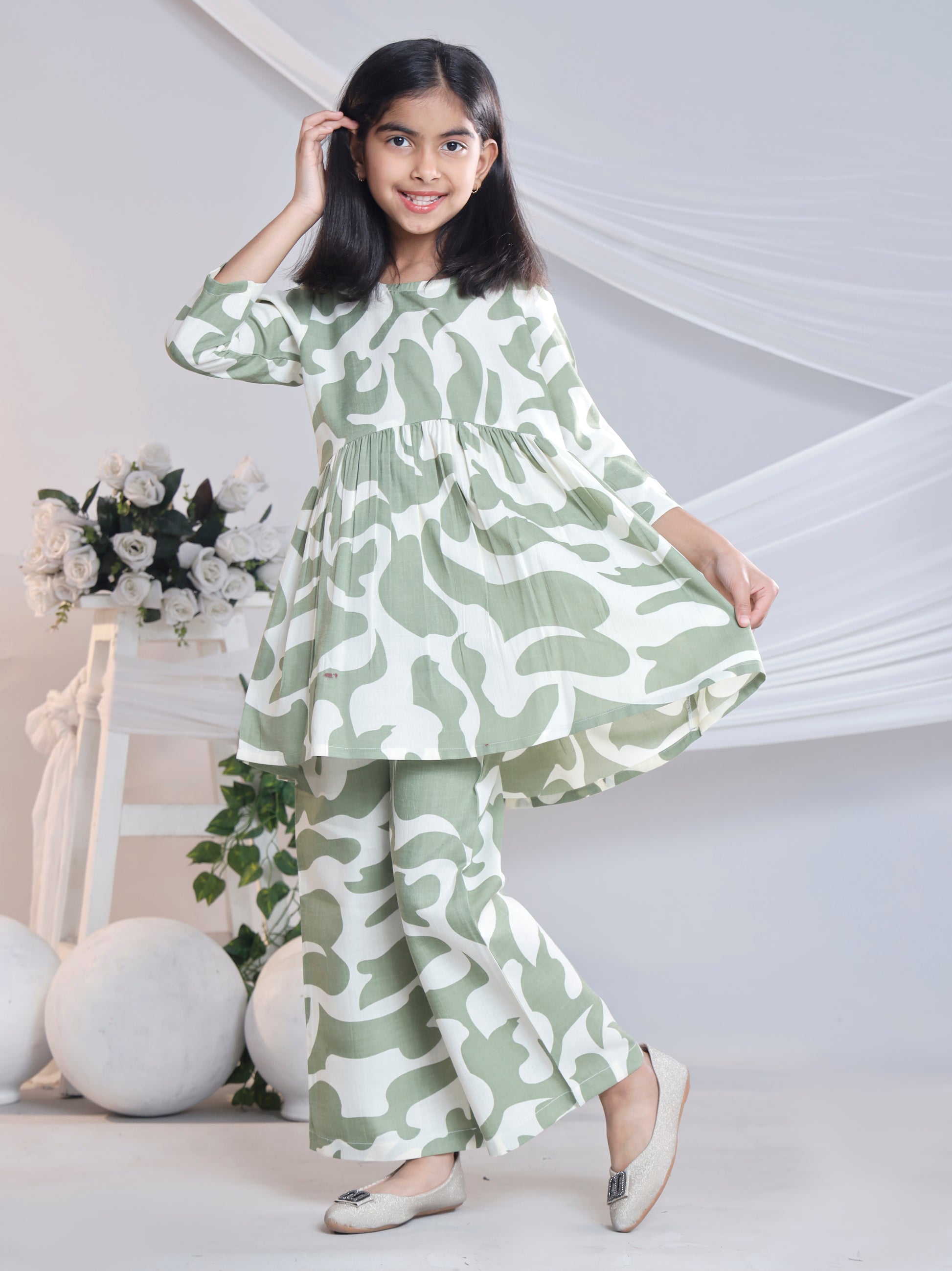 Misbis Girl's Printed Green Co-ord Set