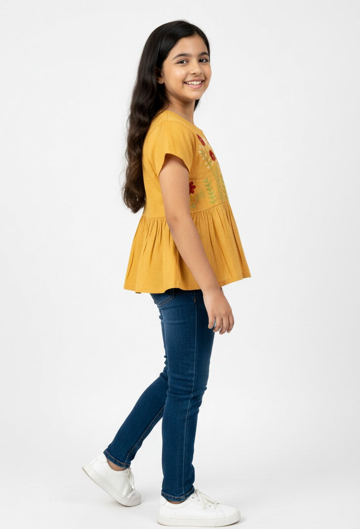 Misbis Girls Floral  Embroidery Short Kurti